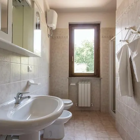 Four-bedroom Holiday In Fabro Tr